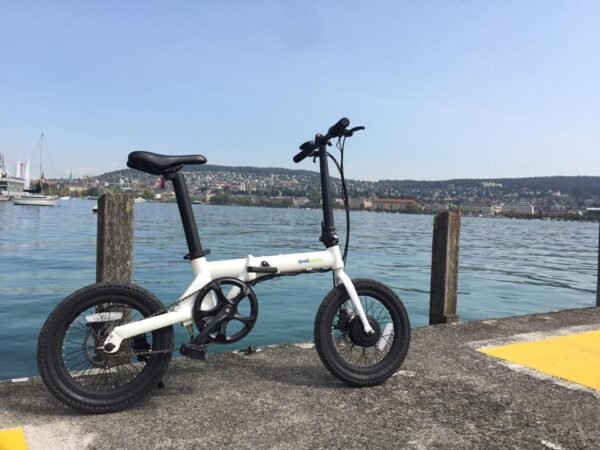 Bicicletta Elettrica Pieghevole, "Rossa" 250 W, 36V 5,2Ah , ruote da 16", freni a disco, peso 14 kg - immagine 5