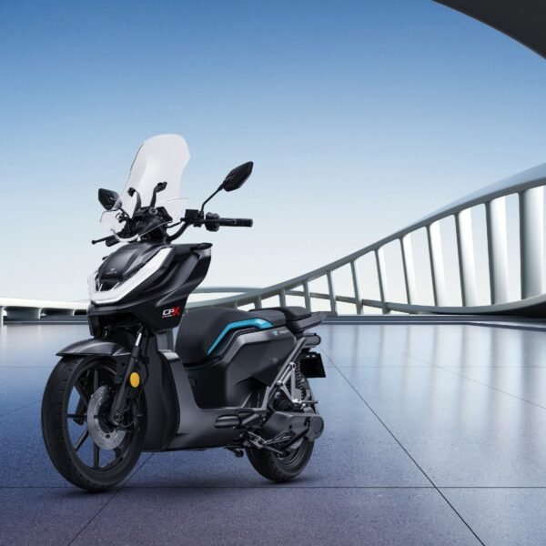 VMOTO SUPER SOCO CPX EXPLORER BIANCO L3  DOPPIA BATTERIA EQUIVALENTE 125 CC - immagine 7